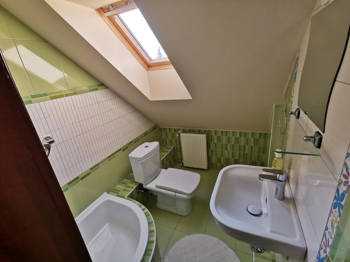 Galery Apartman Дьюла Экстерьер фото